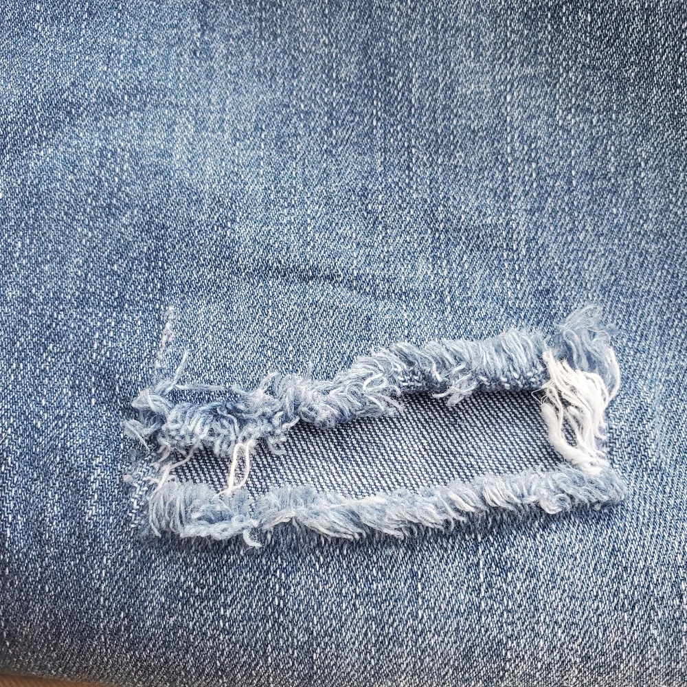 Kut From the Kloth Distressed High Rise Crop Straight Leg Raw Hem Jeans Size 16 - Picture 8 of 12